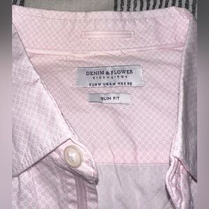 Men’s short sleeve button up shirt - Medium